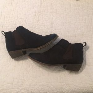 Dark brown ankle booties - Merona - size 8